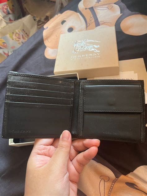 pre owned burberry wallet|burberry wallet for men's.